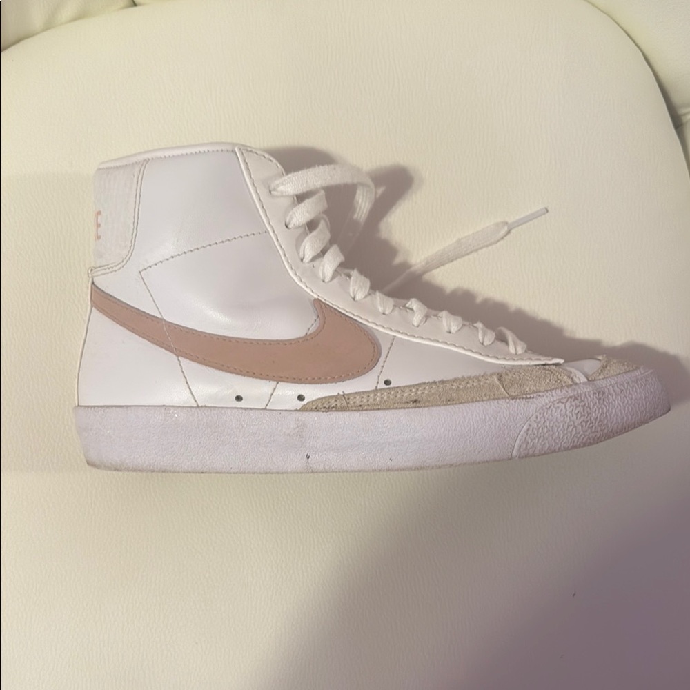 Nike Women's White and Pink High-Top Blazers
